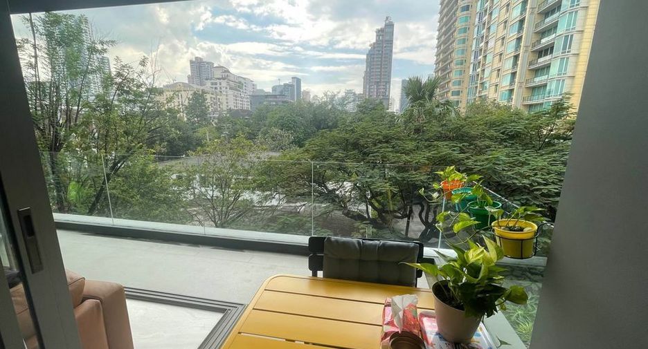 For sale and for rent 2 bedrooms condo in Watthana, Bangkok
