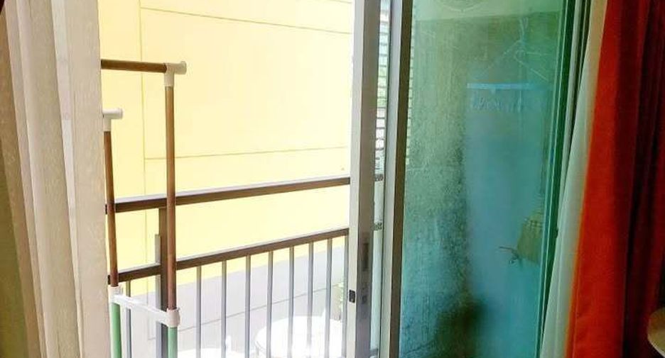 For sale 1 bed condo in Phra Khanong, Bangkok