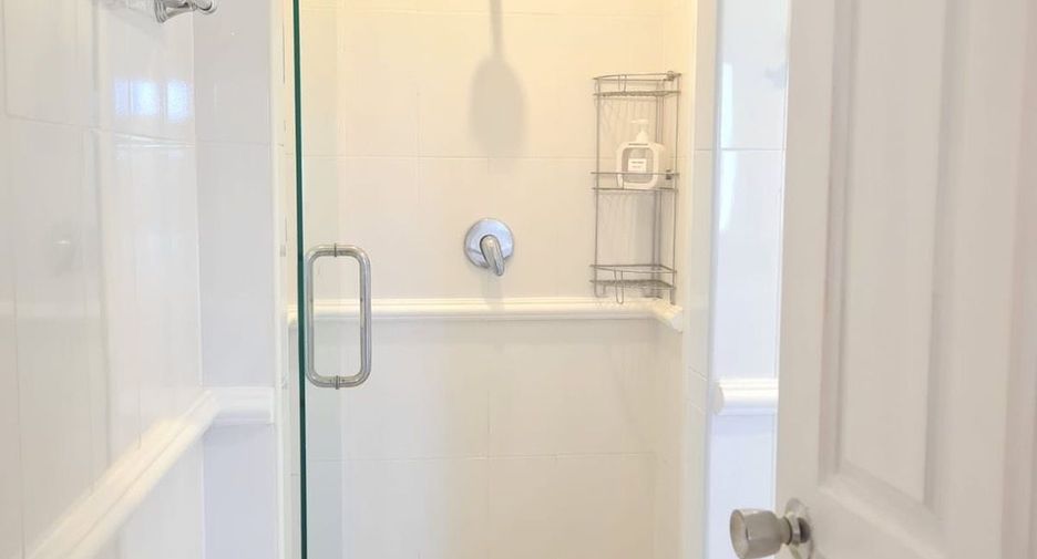For rent 2 bedrooms apartment in Mueang Phuket, Phuket