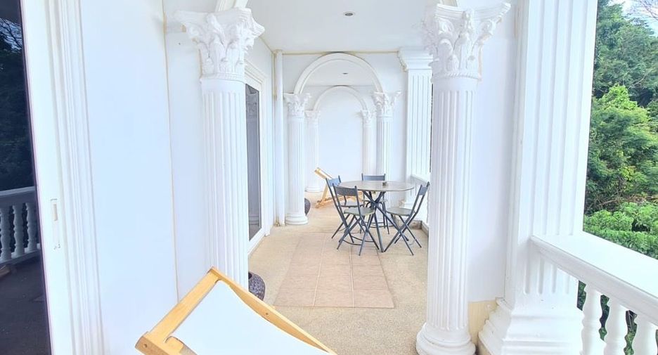 For rent 2 bedrooms apartment in Mueang Phuket, Phuket