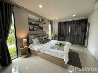 出售 4 卧室 联排别墅 在 Bang Lamung, Chon Buri