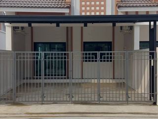 For Rent 2 Bedroom Townhouse In Bang Lamung, Chonburi