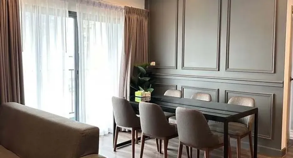 出售 和 出租 2 卧室 公寓 在 Huai Khwang, 曼谷