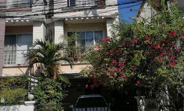 For sale 4 bedrooms townhouse in Bang Khen, Bangkok