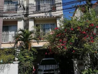 For sale 4 bedrooms townhouse in Bang Khen, Bangkok