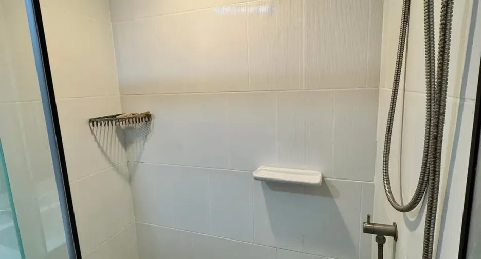 For sale 1 bed condo in Thon Buri, Bangkok