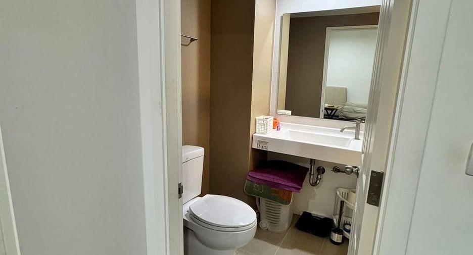 For sale 1 bed condo in Thon Buri, Bangkok