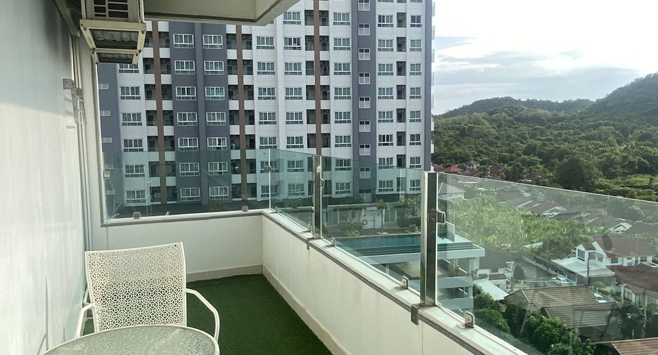 Condo en alquiler de 2 habitaciones en Si Racha, Chonburi