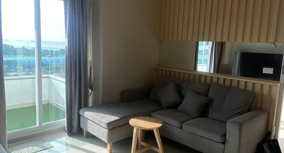For rent 2 bedrooms condo in Si Racha, Chonburi