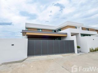 Продажа 5 спальни вилла в Банг Сарай, Паттайя