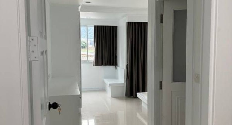 Gewerbefläche zum Kauf mit 8 Zimmer in Kathu, Phuket