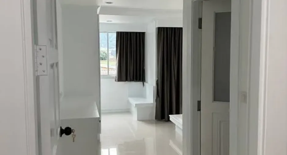 For sale 8 bedrooms retail Space in Kathu, Phuket