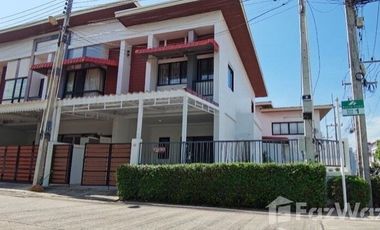 For sale 2 bedrooms townhouse in Bang Lamung, Chonburi