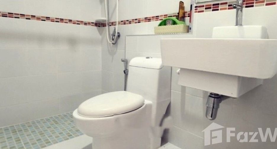 For sale 2 bedrooms townhouse in Bang Lamung, Chonburi