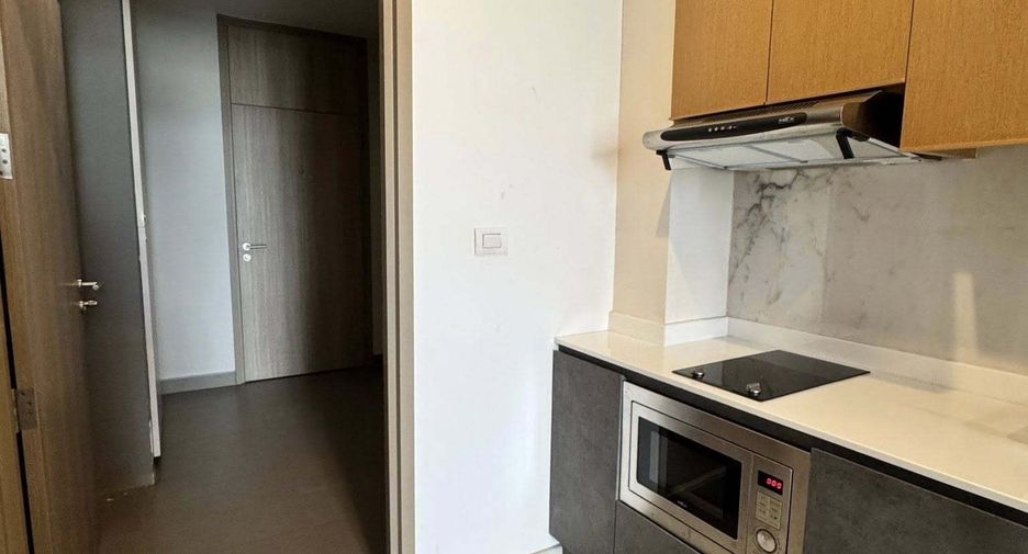 For sale 1 bed condo in Pathum Wan, Bangkok