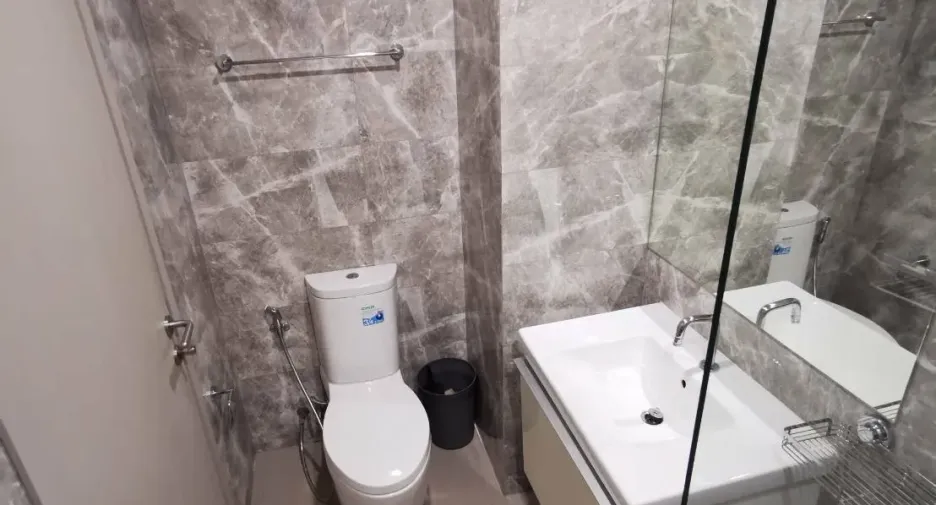 Продажа 1 кровать кондо в Патхум Щан, Бангкок