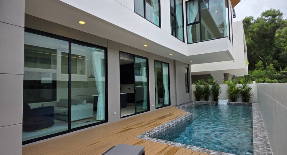 For sale 4 bedrooms house in Kathu, Phuket
