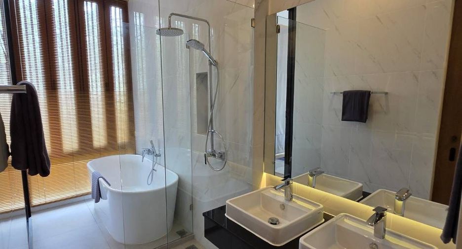 For sale 4 bedrooms house in Kathu, Phuket