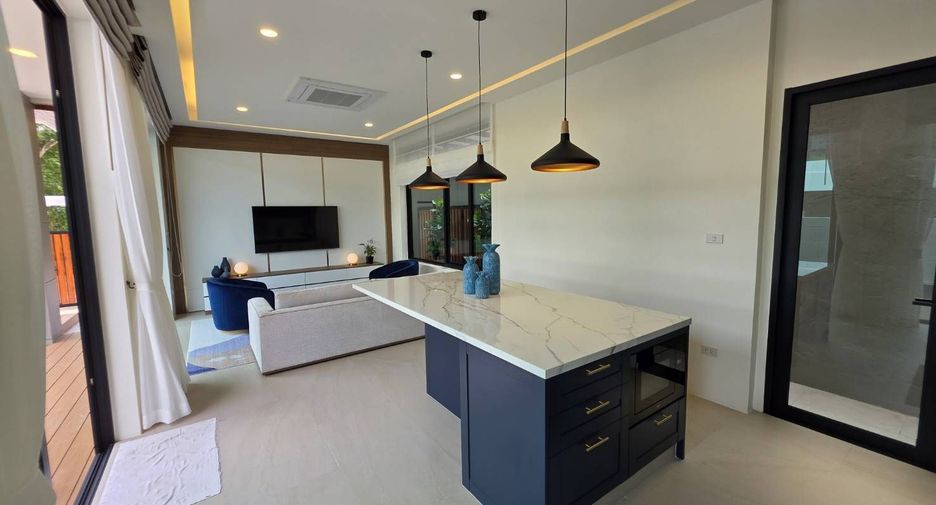 For sale 4 bedrooms house in Kathu, Phuket
