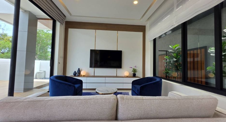 For sale 4 bedrooms house in Kathu, Phuket