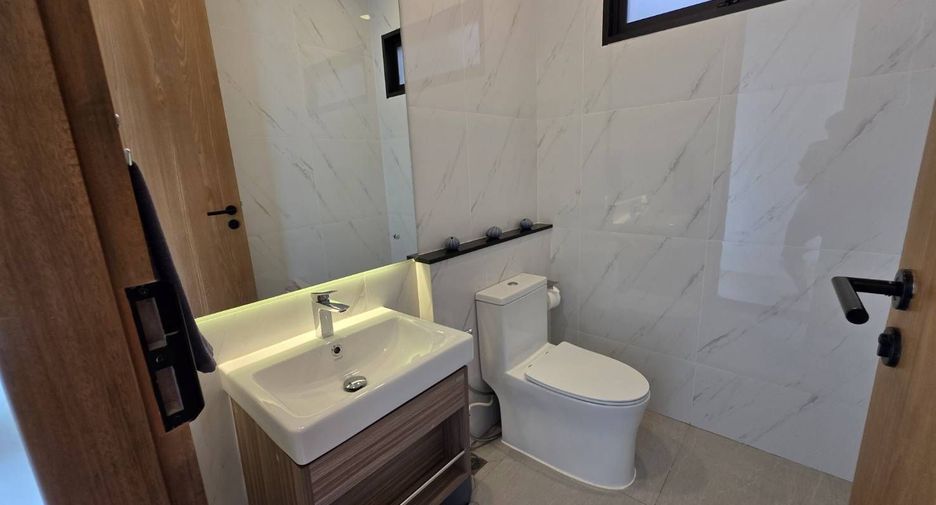 For sale 4 bedrooms house in Kathu, Phuket