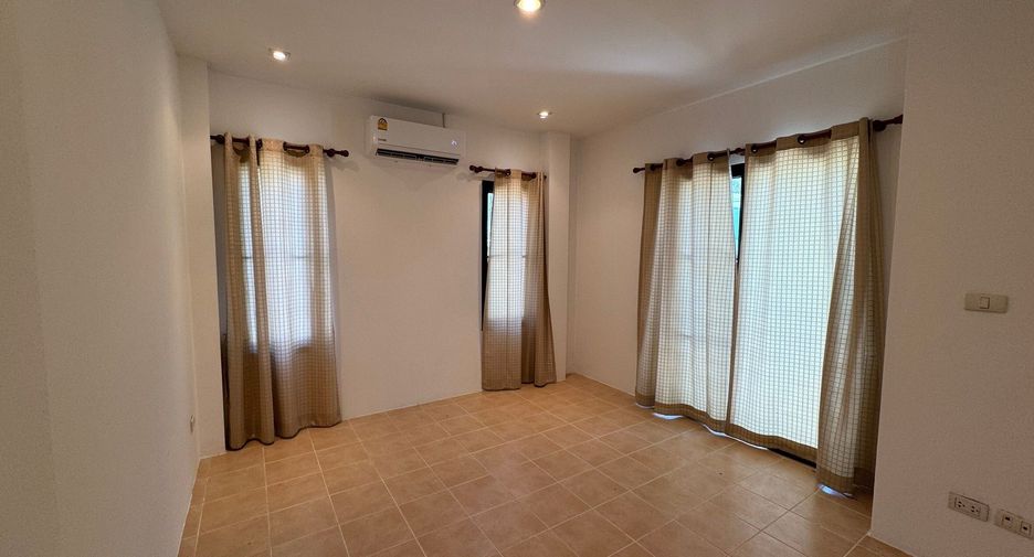 Reihenhaus zum Kauf mit 3 Zimmer in Kathu, Phuket