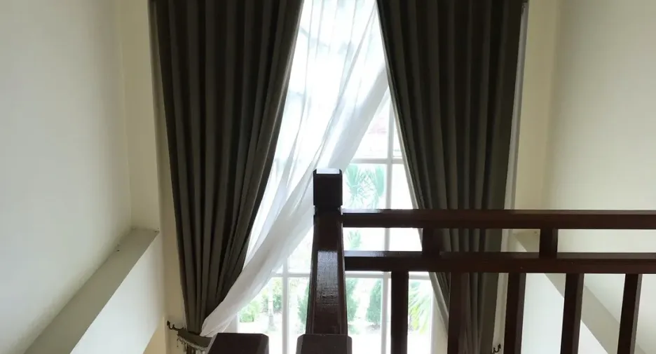 For sale 3 bedrooms house in Mueang Lop Buri, Lopburi