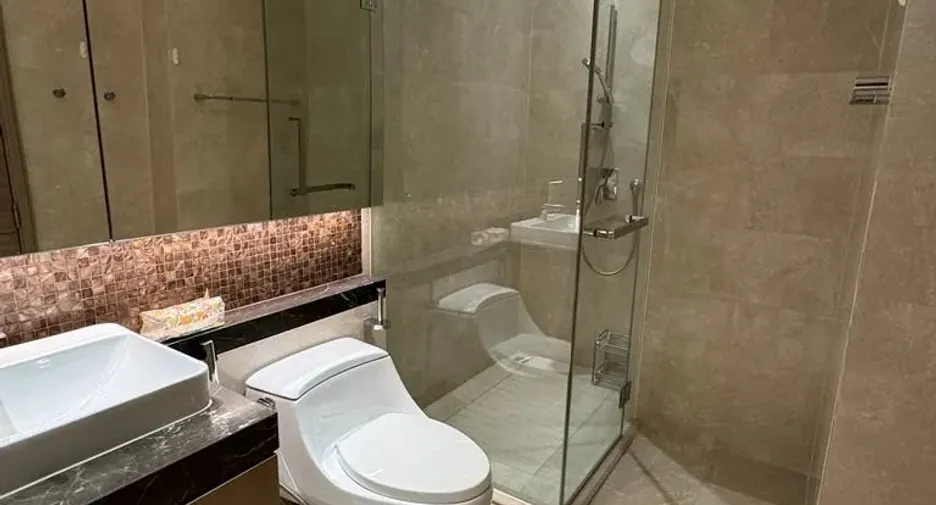 Продажа и аренда 2 спальни кондо в Патхум Щан, Бангкок