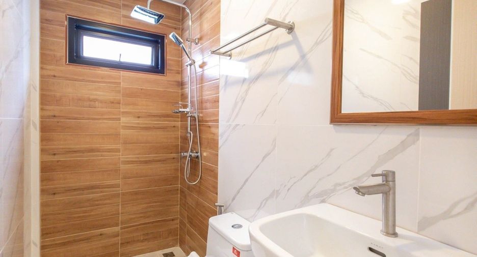 Продажа 5 спальни вилла в Йомтиен, Паттайя