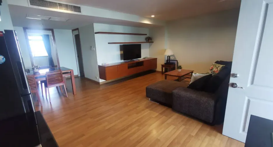 For sale and for rent 1 bed condo in Phra Khanong, Bangkok