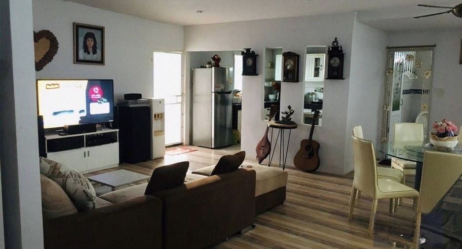 For sale and for rent 5 bedrooms house in Huay Yai, Pattaya