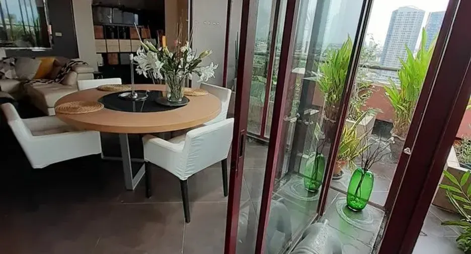 For sale 5 bedrooms condo in Bang Na, Bangkok