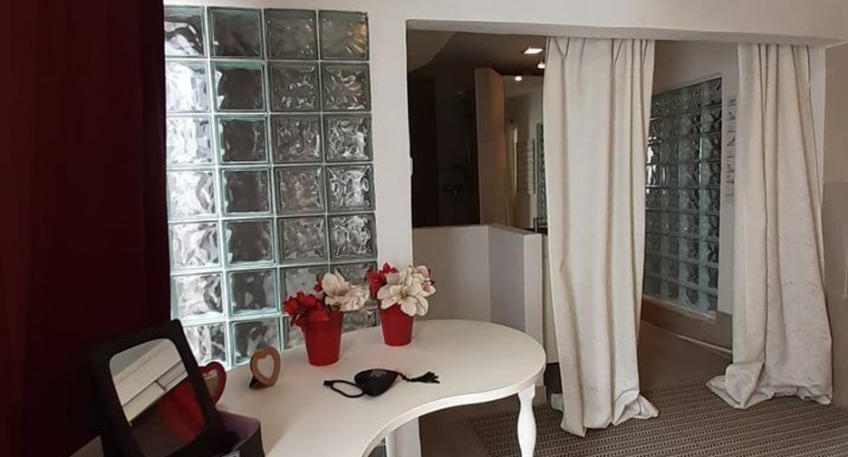 For sale 5 bedrooms condo in Bang Na, Bangkok