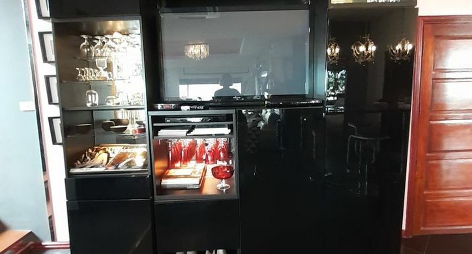 For sale 5 bedrooms condo in Bang Na, Bangkok