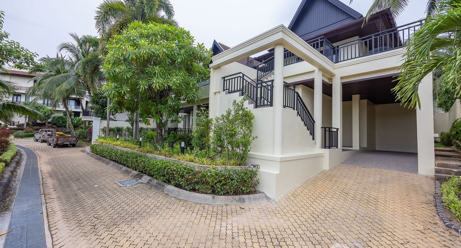 For sale 4 bedrooms villa in Thalang, Phuket