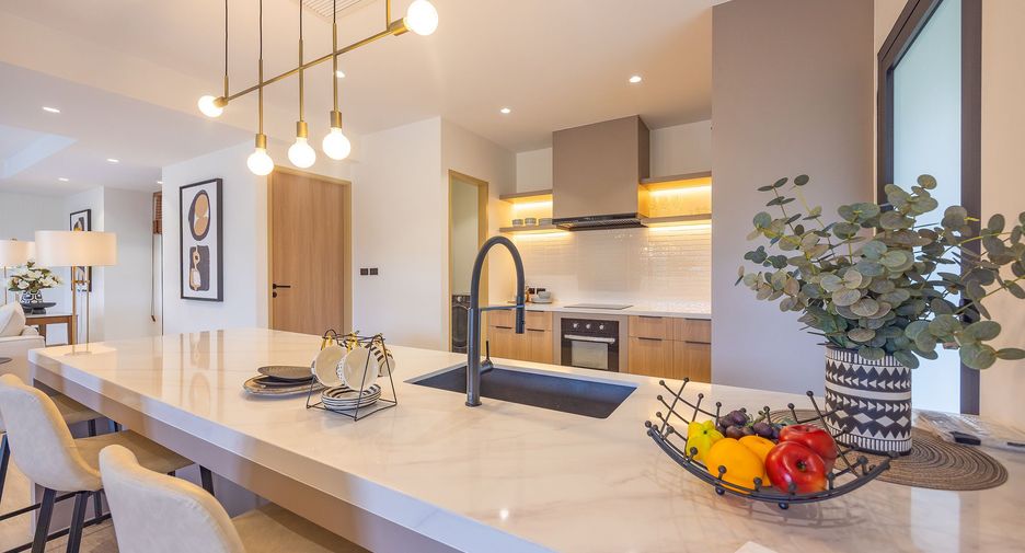For sale 4 bedrooms villa in Thalang, Phuket