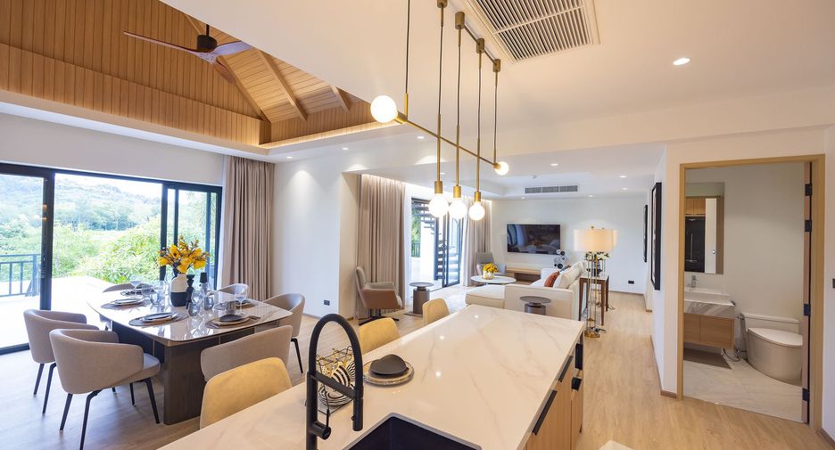For sale 4 bedrooms villa in Thalang, Phuket