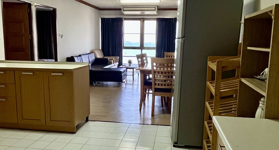 For rent 2 bedrooms condo in Si Racha, Chonburi