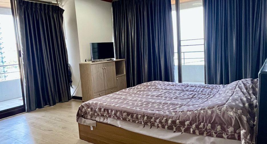 For rent 2 bedrooms condo in Si Racha, Chonburi