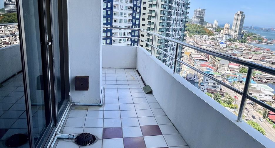 For rent 2 bedrooms condo in Si Racha, Chonburi