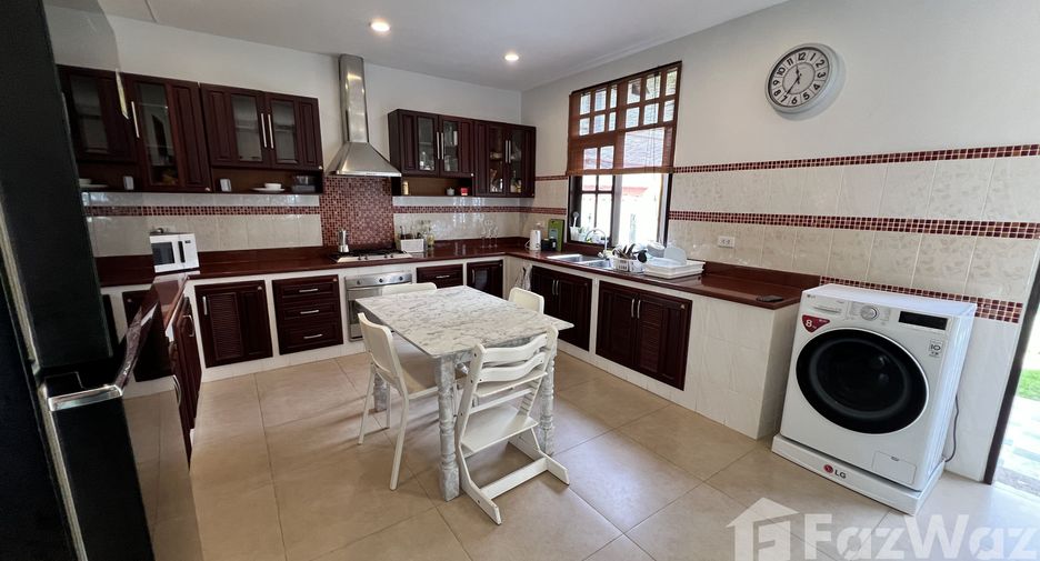 Haus zur Miete mit 3 Zimmer in Kathu, Phuket