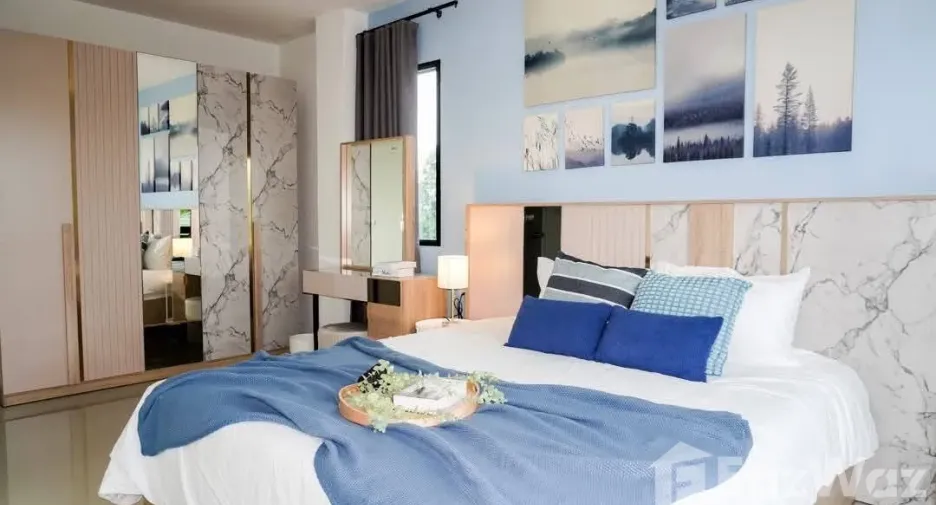 For sale 4 bedrooms townhouse in Bang Lamung, Chonburi