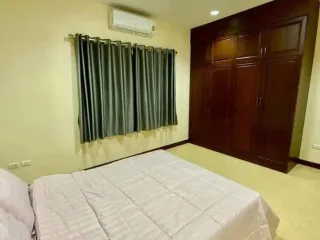 À vendre et à louer 3 chambres maison à Bang Lamung, Chonburi