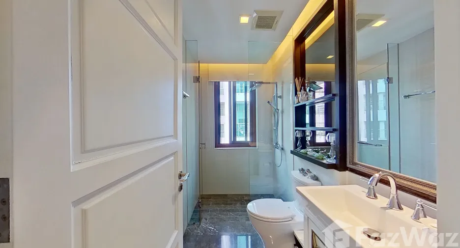 Condo en venta de 3 habitaciones en Watthana, Bangkok