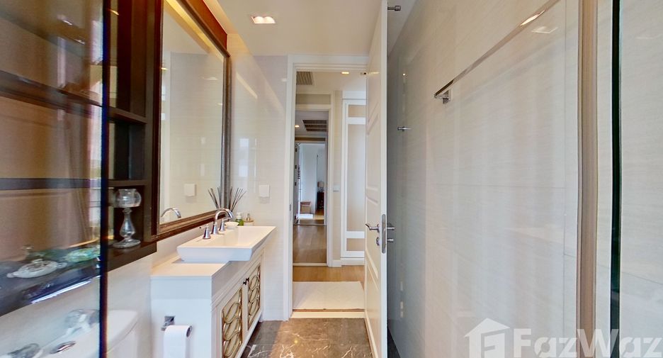 Condo en venta de 3 habitaciones en Watthana, Bangkok