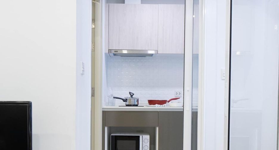 For sale 1 bed condo in Phra Khanong, Bangkok