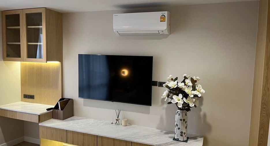 For sale 3 bedrooms condo in Bang Phlat, Bangkok