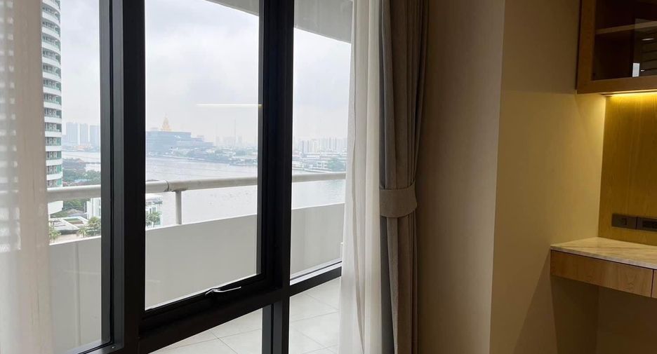 For sale 3 bedrooms condo in Bang Phlat, Bangkok