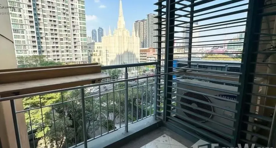 For sale and for rent 1 bed condo in Watthana, Bangkok