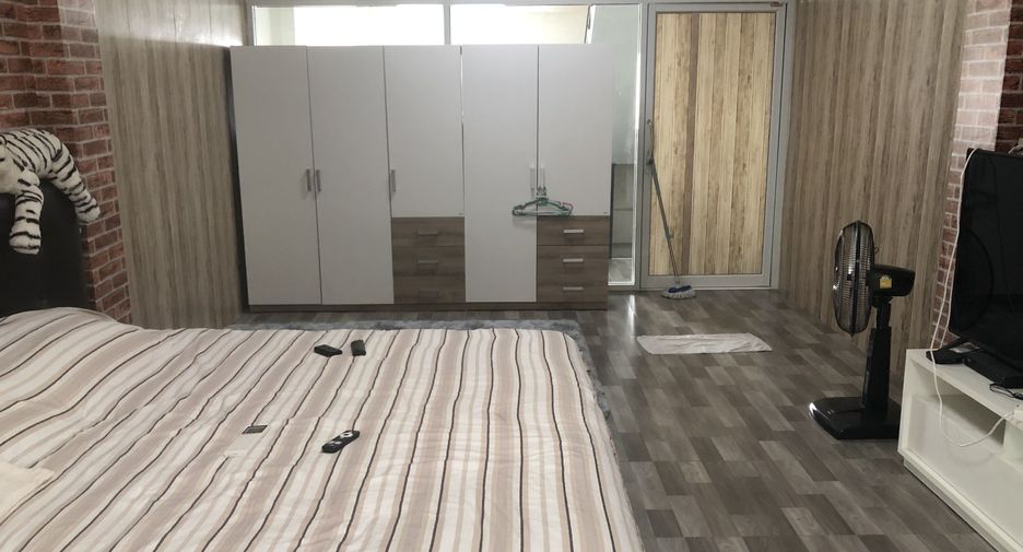 For sale 2 bedrooms retail Space in Bang Khun Thian, Bangkok